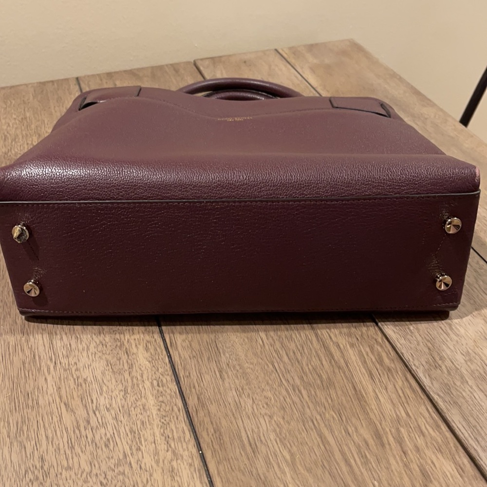 Henri Bendel handbag . Burgundy leather. - Picture 5 of 7